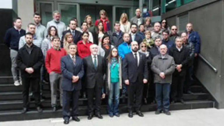 Minuto silencio Consulado de España en Bahía Blanca