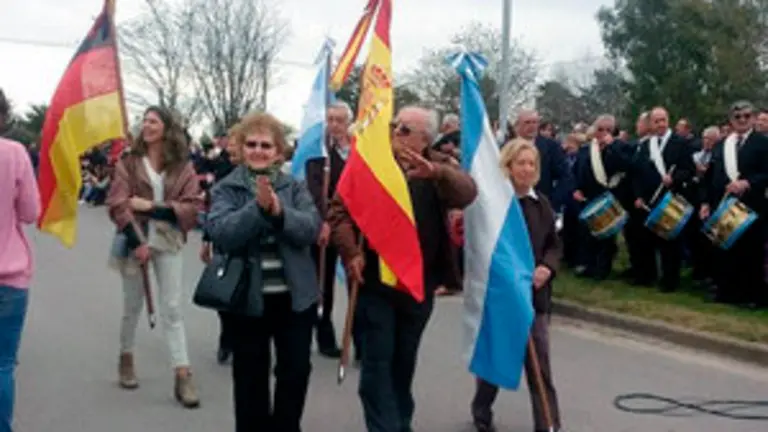 pringles desfile aniv distrito 24 9 2