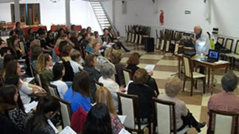 fundacin españa charla 25 10 2