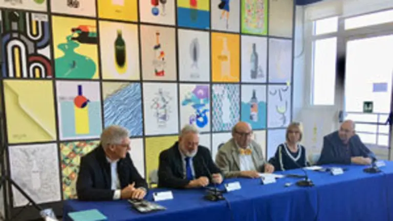 Turismo Bienal Cartelismo