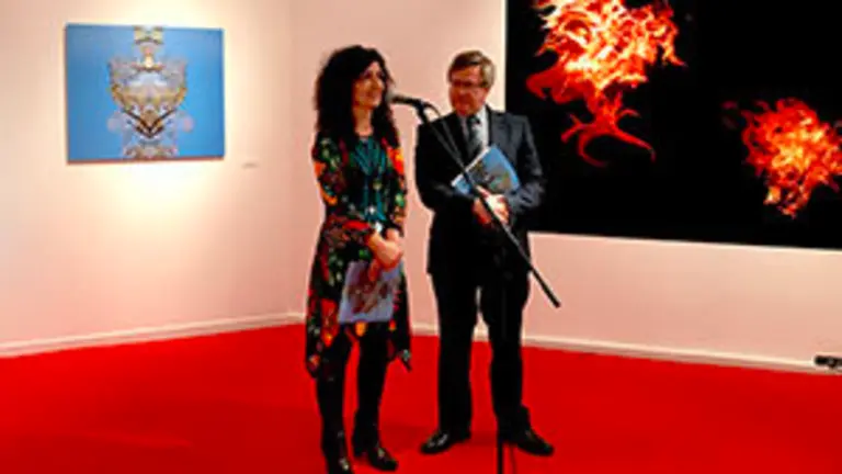 2. Acto de inauguración de la muestra de Loreto Blanco, junto con el coordinador de Actos Ramón Jiménez