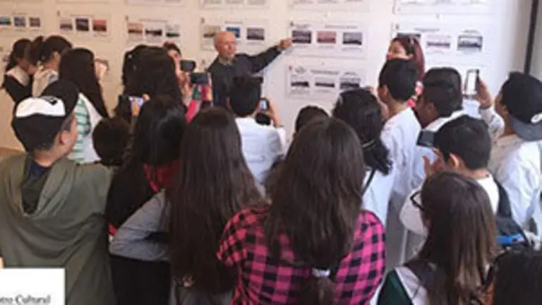 neuquen muestra barcos 23 10 6