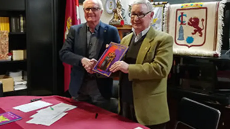 Libro Casa de León en La Coruña