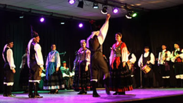 Xeito Novo-Grupo de música y bailes tradicionales 1