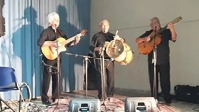 santa rosa cantante 16 2 1