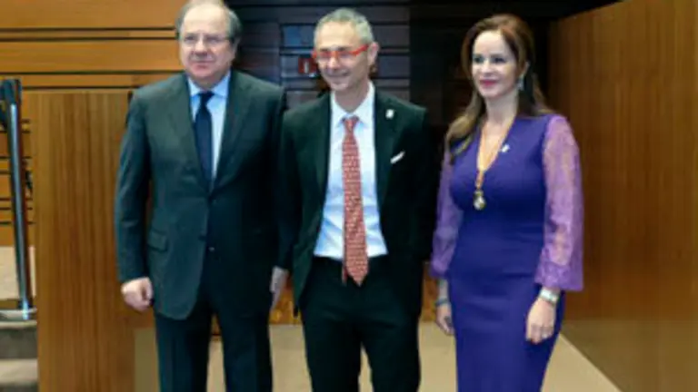 Aniversario Estatuto