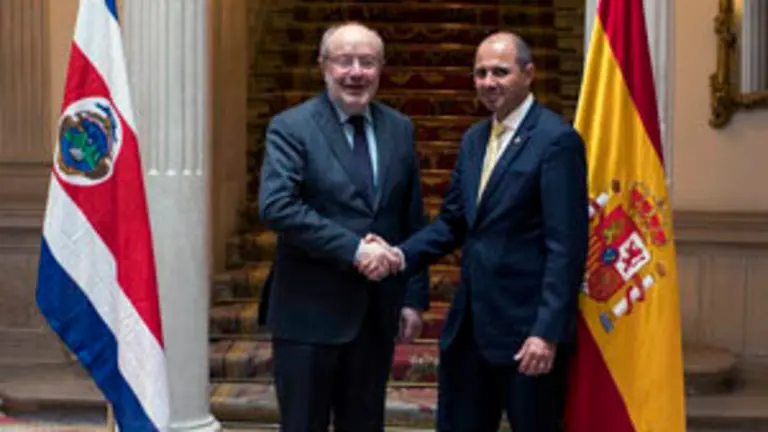 Garcia Casas-Costa Rica