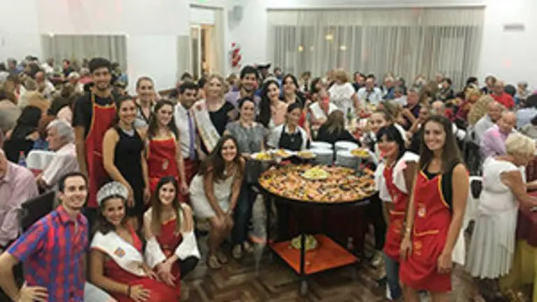 Paella febrero Centro de Castilla y León de Mar del Plata 1