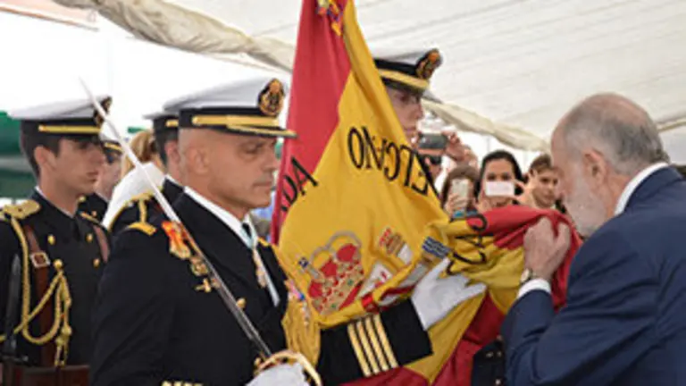 Uruguay-Elcano jura embajador