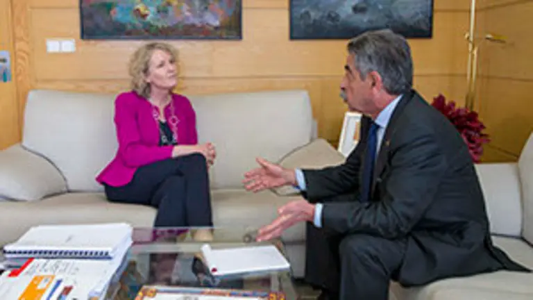 10:00	Gobierno de Cantabria 	El presidente de Cantabria, Miguel Ángel Revilla, recibe a la embajadora de Irlanda en España, Síle Maguire (gráficos al inicio de la reunión y declaraciones al término de la misma).
18 ABRIL 2018 © Miguel De la Parra