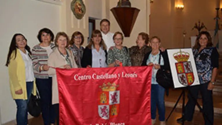 cast y leon bahia misa 22 4 10