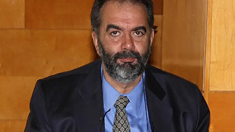 19.Eduardo Pahíno