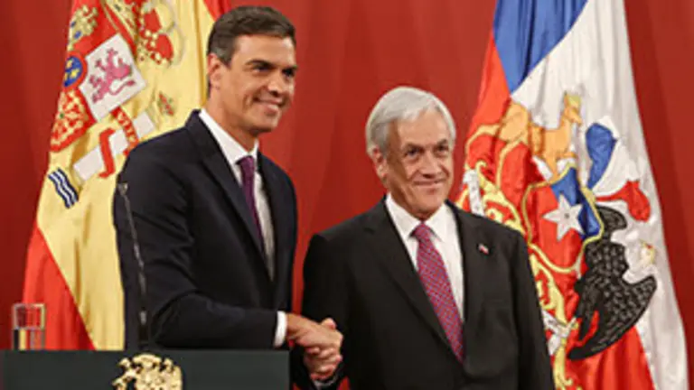 Sánchez en Chile. Con Piñera