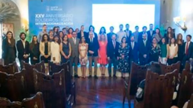 13,30 h.-   O conselleiro de Economía, Emprego e Industria, Francisco Conde, participará no acto de entrega de acreditacións aos antigos bolseiros de internacionalización do Igape con motivo do seu 25 aniversario. No comedor real do Hostal dos Reis Católicos (praza do Obradoiro, 1).
Foto Xoán Crespo
21/09/2018