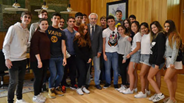 Alumnos BBAA en Parlamento