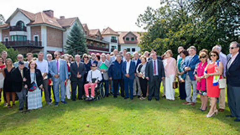 11:15	Hotel Balneario de Puente Viesgo 	El presidente de Cantabria, Miguel Ángel Revilla, acompañado del consejero de Presidencia y Justicia, Rafael de la Sierra, inaugura el VI Encuentro de las Casas de Cantabria.
10 AGOSTO 2018 © Miguel De la Parra