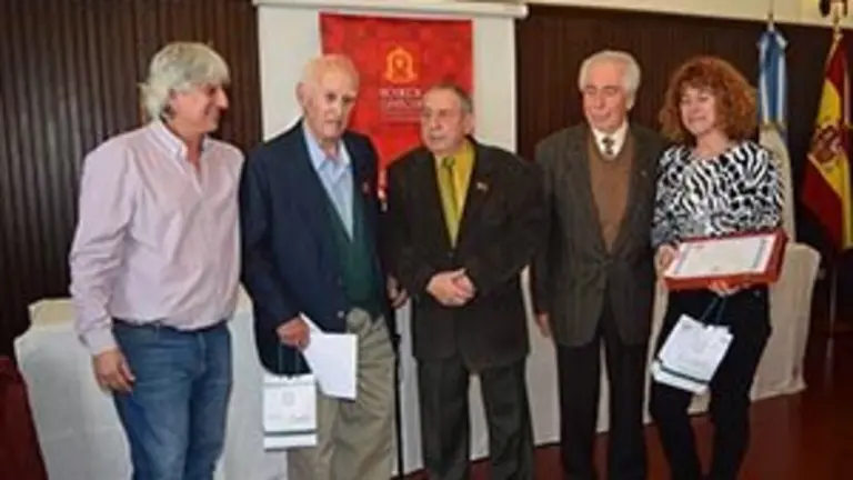 comodoro 12 de octubre 19 10 13