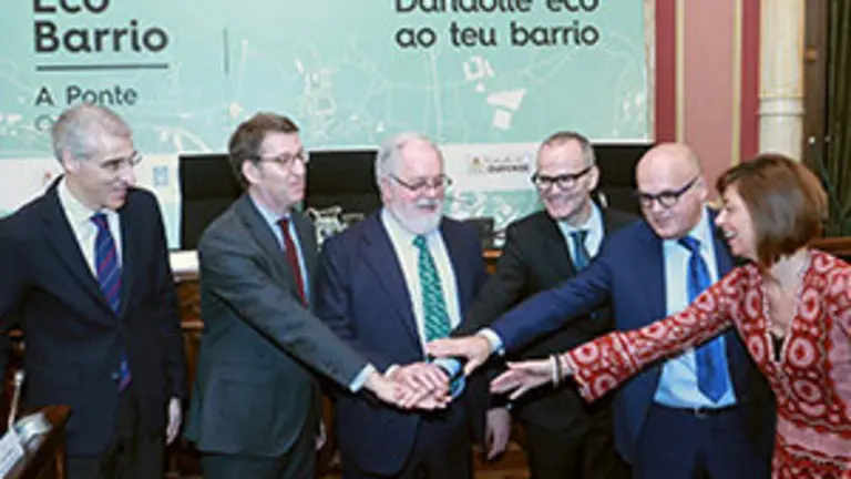 11.Autoridades-Ecobarrio Ourense