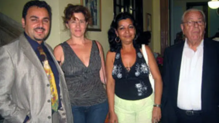 Gonzalez y Plasencia con isleñas de Jovellanos-2008