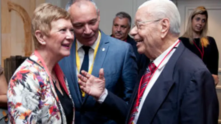 Rumí con Carmelo González