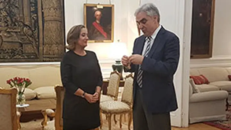 Distinción a Carmen de Carlos 2