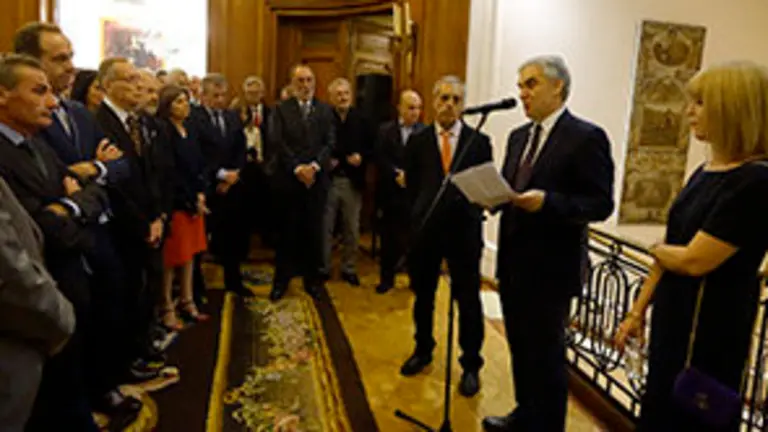 Embajada 40 años Constitución 2