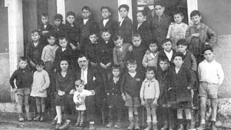 E8.Mos.Escolares Gallegos 1