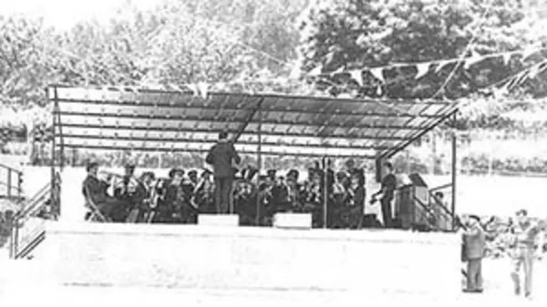 E12.Balcón musical Petelos