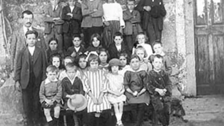 X.Lalín.alumnos 1924