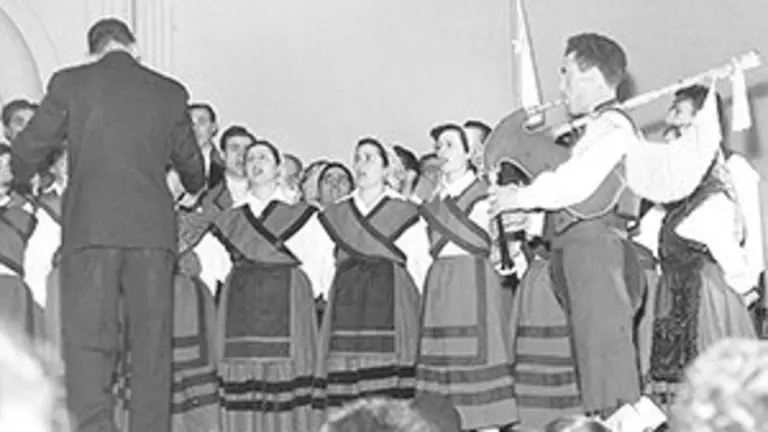 4.CG Avellaneda.Coral