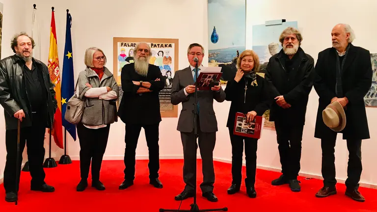 2. En el acto de inauguración, Pitelos, Carita Dubrovin, Vicente Ruiz Soldevilla, Ramón Jiménez, Pilar Sampedro, Jorge Agra y Alfonso Rivero