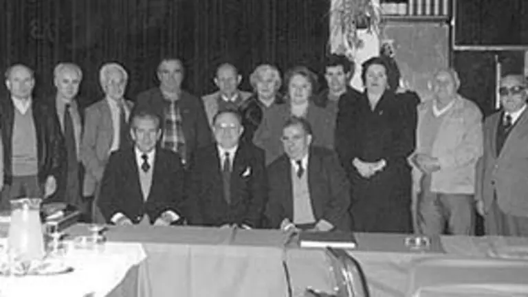 VIII.La Estrada.Amarelo