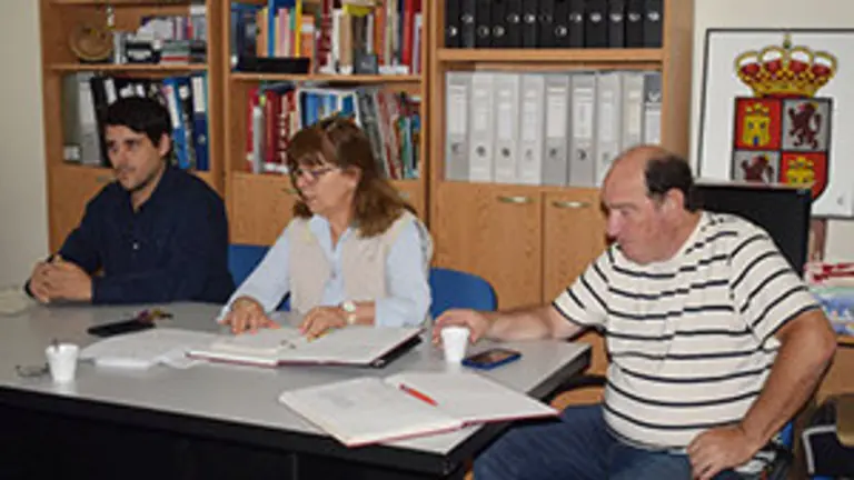 cast y leon bahia asamblea 28 3 5