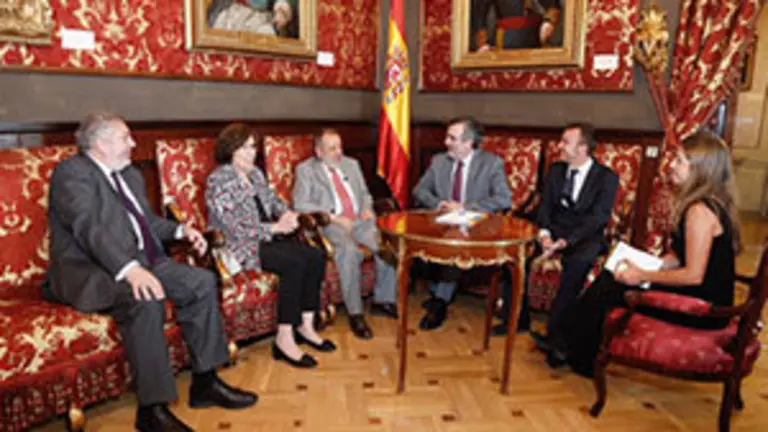 Defensor en el Senado