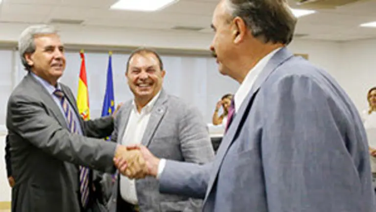 10:00	Sala de Usos Múltiples, Gobierno de Cantabria	El consejero de Presidencia y Justicia, Rafael de la Sierra, preside la reunión de la Comisión Permanente del Consejo de Comunidades Cántabras. 
12 ago 16