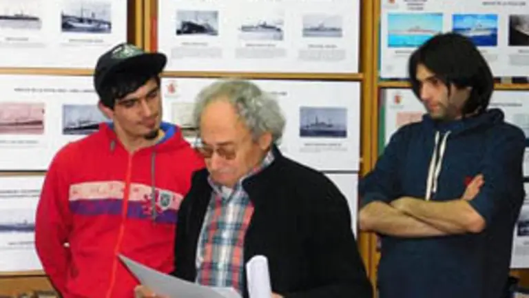 Asamblea y Homenaje en General Roca 1