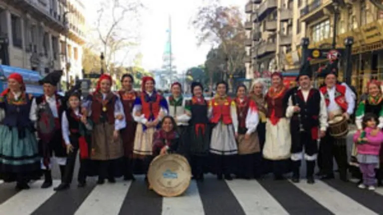 Federaci&oacute;n presente en el 125 aniversario de la AV. de Mayo