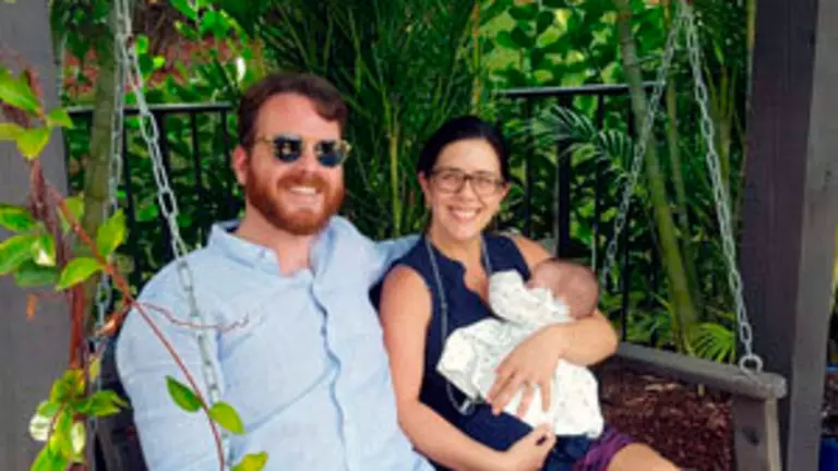 10.Con marido e hija