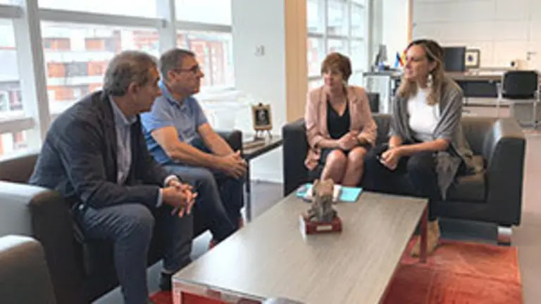 Consejera Presidencia reunion Fica 1