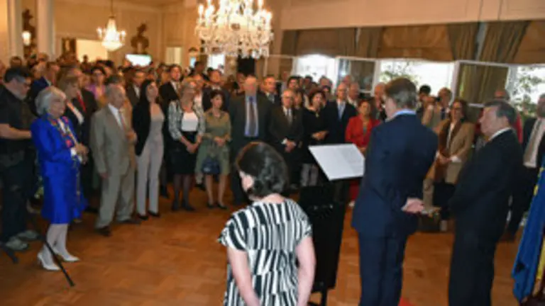 Uru.Embajada-fiesta nacional 1