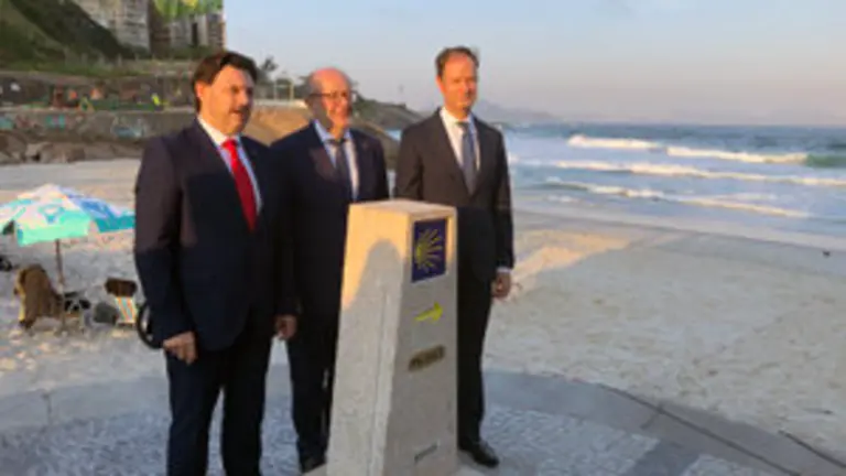 Inauguraci&oacute;n Mojon Camino 2