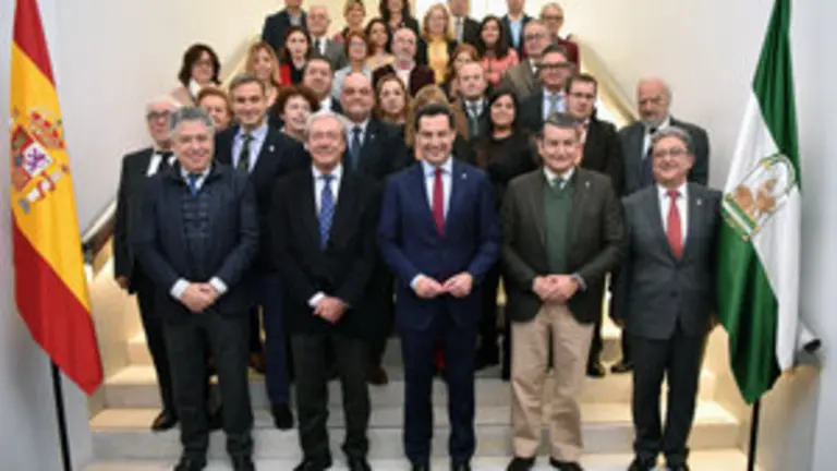 Moreno-Comunidades Andaluzas