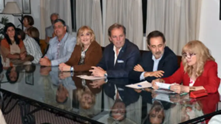 Uru.FIEU-Asamblea y despedida 1