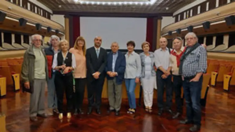 cre_reunion_comodoro_10_12_2