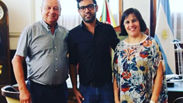 tres arroyos-recibimiento intendente a Martin