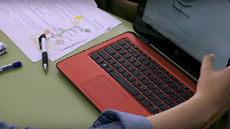 Educación a distancia