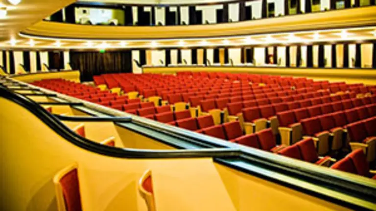 comodoro_rivadavia_teatro_25_5_1