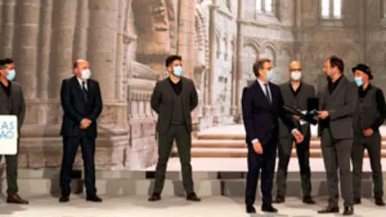 Mcastelao_entrega 04-A Roda