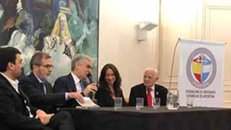 Benito Blanco en foto de archivo En la presentación del Bs As Celebra España en la Embajada