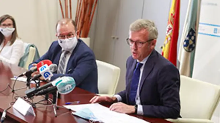 O vicepresidente da Xunta en funci&oacute;ns, Alfonso Rueda, e o reitor da Universidade de Santiago de Compostela, Antonio L&oacute;pez, presentan o programa Emega para o fomento do emprendemento feminino para este ano.